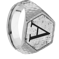 Large Hexagon signet ring (18.5x16mm) in Palladium Silver, with a Wide style band, a Meteorite inlay and a Book Antiqua 1 engraving.