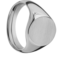 Medium Oval signet ring (16x13mm) in Titanium, with a Wide style band.