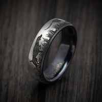 Black Titanium Pointer Dog and Pheasant Scenic Design Ring