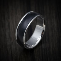 14K Gold and Carbon Fiber Men's Ring with Geometric Pattern