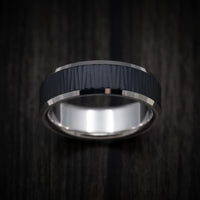 14K Gold and Carbon Fiber Men's Ring with Tree Bark Pattern