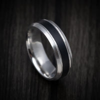 14K Gold Men's Ring with Carbon Fiber Inlay