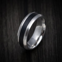 14K Gold Men's Ring with Carbon Fiber Inlay