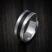 14K Gold Men's Ring with Carbon Fiber Inlay