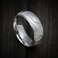 14K Gold Men's Ring with Organic Design Pattern