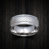 14K Gold Men's Ring with Millgrain and Geometric Design