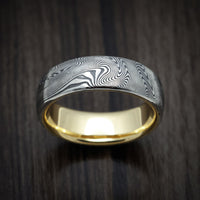 Tightweave Kuro Damascus Steel Men's Ring with 18K Gold Sleeve