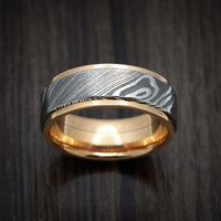 Rose Gold Men's Ring with Woodgrain Kuro Damascus Steel Inlay