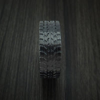 Black Titanium Men's Ring Textured Tread Pattern Band