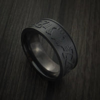 Black Titanium Celtic Irish Claddagh Ring Hands Clasping Heart Band Carved