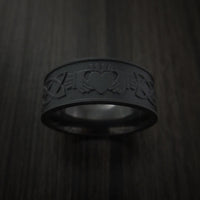 Black Titanium Celtic Irish Claddagh Ring Hands Clasping Heart Band Carved