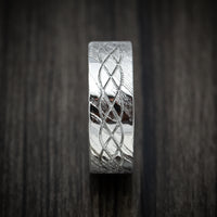 Woodgrain Kuro Damascus Steel Celtic Knot Men's Ring with Wood Sleeve