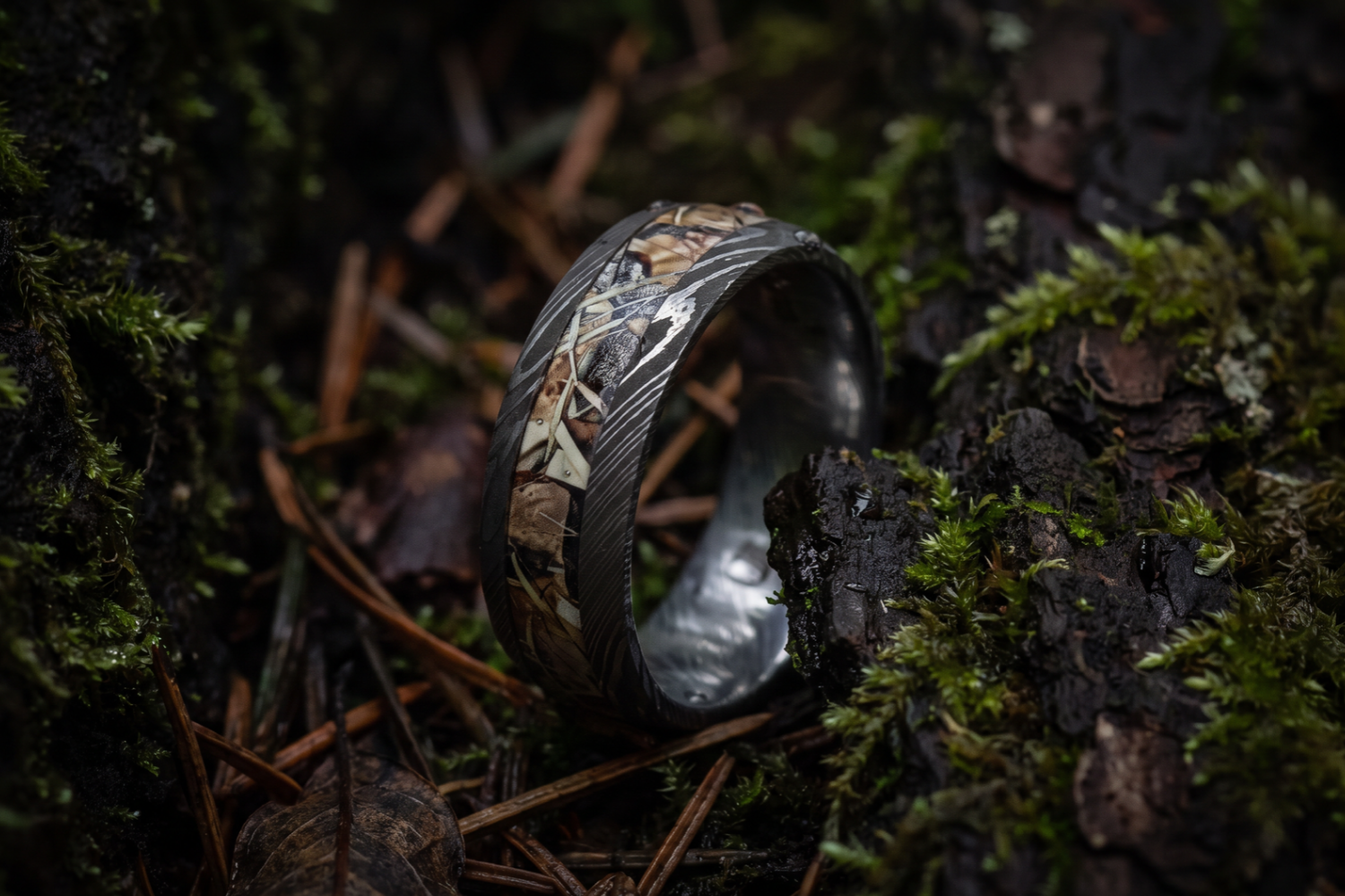 The Best Wedding Rings for Hunters and Outdoorsmen