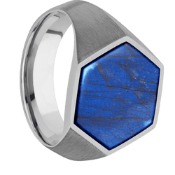 Large Hexagon signet ring (18.5x16mm) in Titanium, with a Wide style band, a Labradorite inlay.