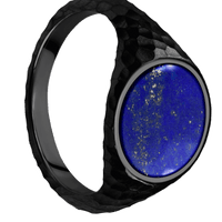 Medium Circle signet ring (14mm) in Zirconium, with a Thin style band, a Lapis inlay.