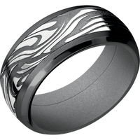 10mm wide Domed Bevel Black Titanium Ring with Satin Finish / One 6mm Centered Scale Damascus Steel Inlay with Tumble Kuro Damascus Finish / Crushed Silver Cerakote Sleeve