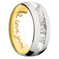 8mm wide Domed 14k White Gold Ring with Polish Finish / One 3mm Centered Kings Snow Camo Inlay / 14k Yellow Gold Sleeve / None Interior Pattern