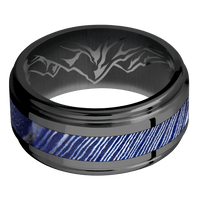 10mm wide Flat Rounded Edges Black Zirconium Ring with Polish Finish / One 4mm Centered Kuro-Ti Inlay with Satin Etched Kuro-Ti Finish / None Interior Pattern