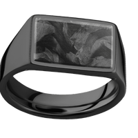 Medium Horizontal Rectangle signet ring (16x11.5mm) in Zirconium, with a Wide style band, a Forged Carbon Fiber inlay.