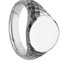 Medium Circle signet ring (14mm) in Palladium Silver, with a Wide style band.