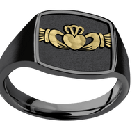 Medium Cushion signet ring (14x14mm) in Zirconium, with a Thin style band, a 14K Yellow Gold inlay and a Claddagh 4 engraving.