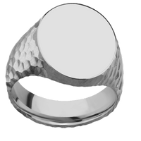 Large Oval signet ring (20x16mm) in Titanium, with a Wide style band.