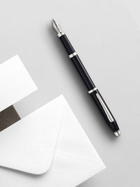 Century® II Black Lacquer Fine Nib Fountain Pen