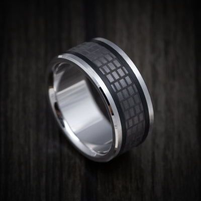 14K Gold and Tantalum Men's Ring with Carbon Accents and Design Pattern
