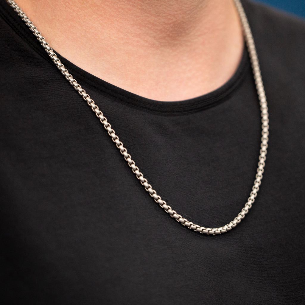 Matte Silver Venetian Box Chain 24 inch Necklace | REVOLUTION