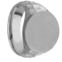 Large Circle signet ring (18mm) in Titanium, with a Wide style band.