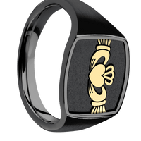 Medium Cushion signet ring (14x14mm) in Zirconium, with a Thin style band, a 14K Yellow Gold inlay and a Claddagh 4 engraving.