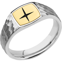 Small Cushion signet ring (10x10mm) in Platinum, with a Wide style band, a 18K Yellow Gold inlay and a STAR1 engraving.
