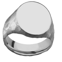 Large Oval signet ring (20x16mm) in Titanium, with a Wide style band.