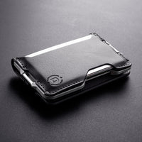 D03 DAPPER™ BIFOLD WALLET