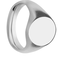 Medium Oval signet ring (16x13mm) in 14K White Gold, with a Wide style band.
