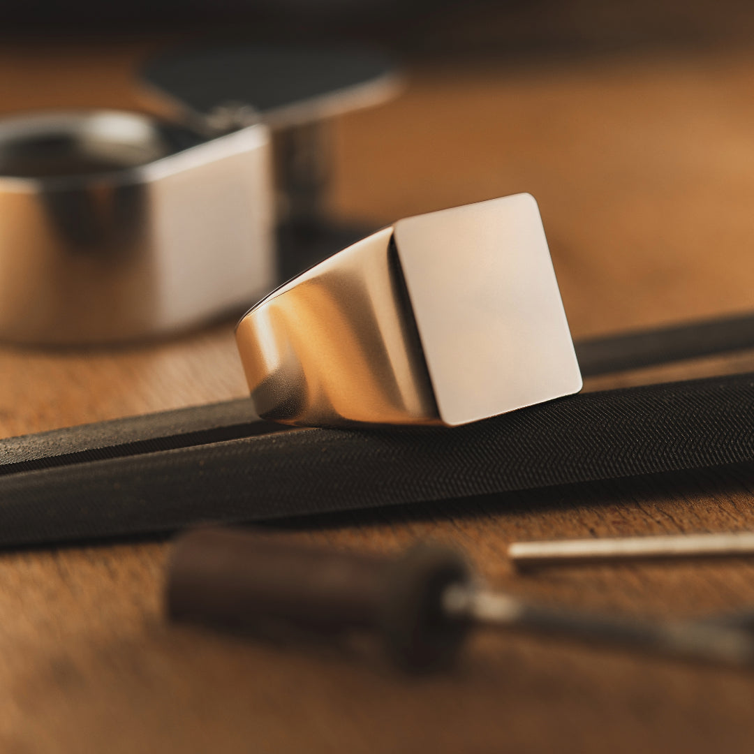 Men's Gold Signet Ring