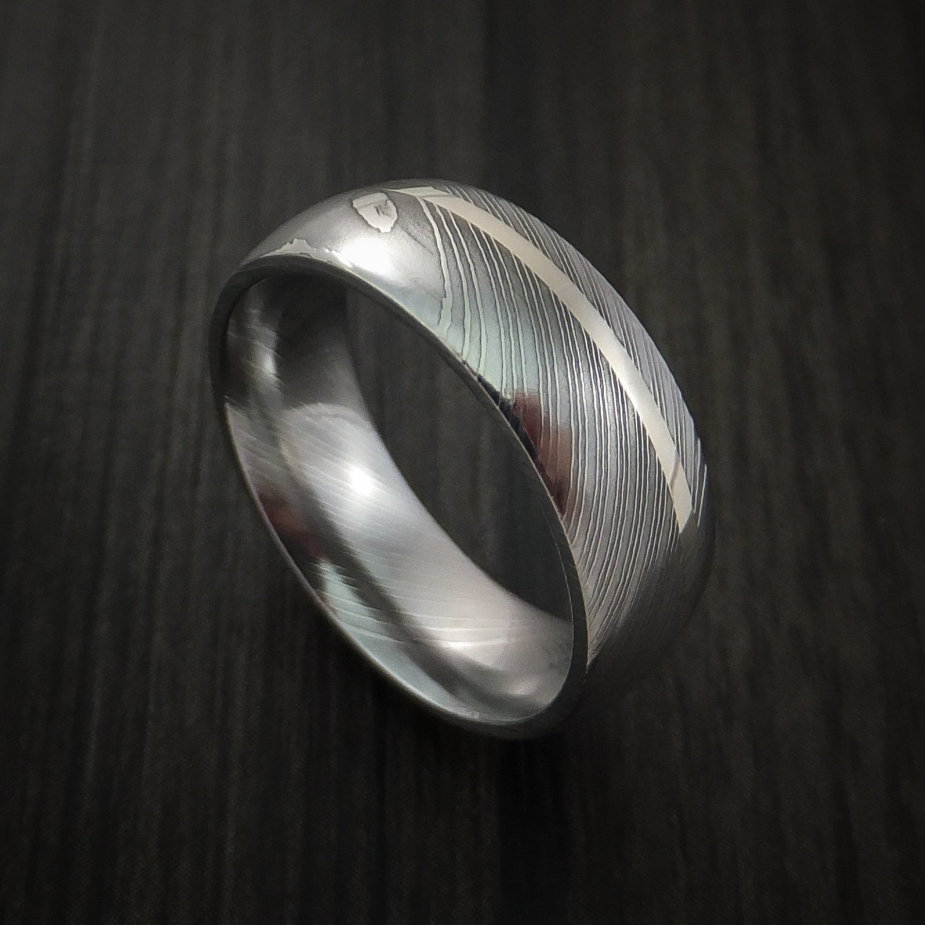 【Masa】UR-TACTICALD-RING MEN'S WOMEN'S CAR TYRE TREAD WEDDING BAND RING, GOLD PLATED