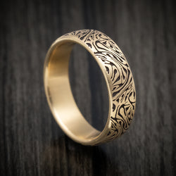 14K Yellow Gold Marbled Design Wedding Men's Band