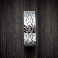 Kuro Damascus Steel Celtic Knot Men's Ring with Wood Sleeve
