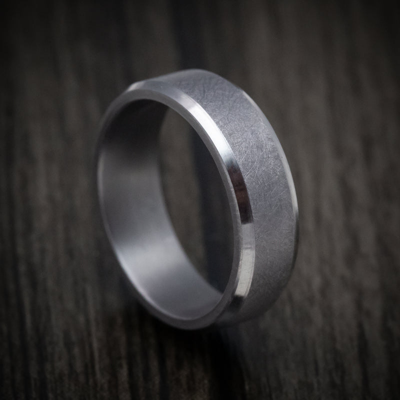 Tantalum Classic Style Men's Ring
