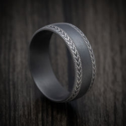 Darkened Tantalum Men's Ring with Edge Design Pattern