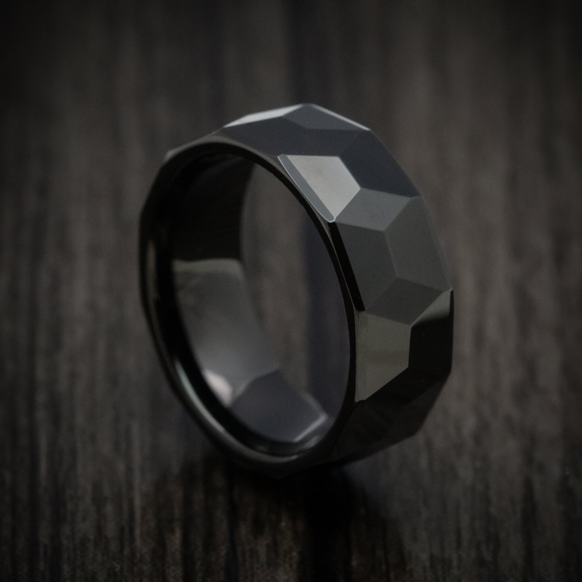 ★SENTIMENTS★ NO.322 [BLACK] GEOMETRY SQUARE RING Zara Kite-Cut Black Spinel Solitaire Ring – Capucinne